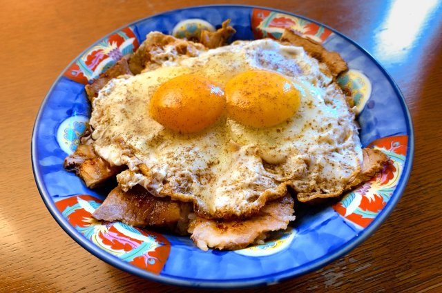 Imabari Yakibuta Tamago Meshi