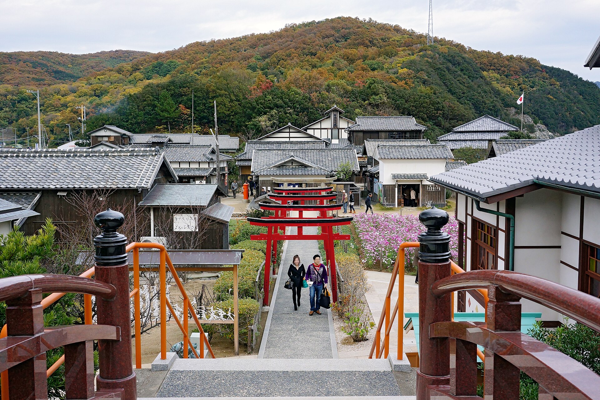 หมู่บ้านภาพยนตร์ 24 ดวงตา บนเกาะโชโดชิมะ