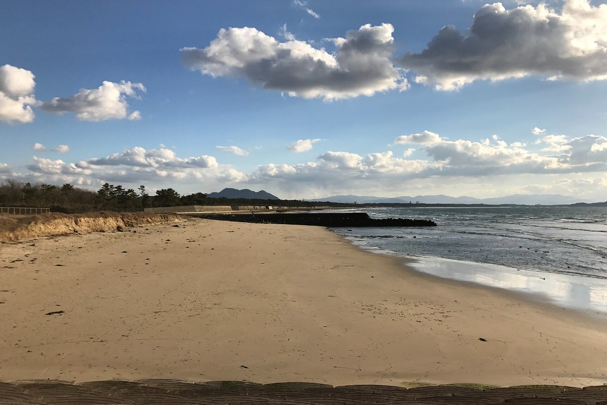 ชายหาดฟุกุมะ เมืองฟุกุสึ