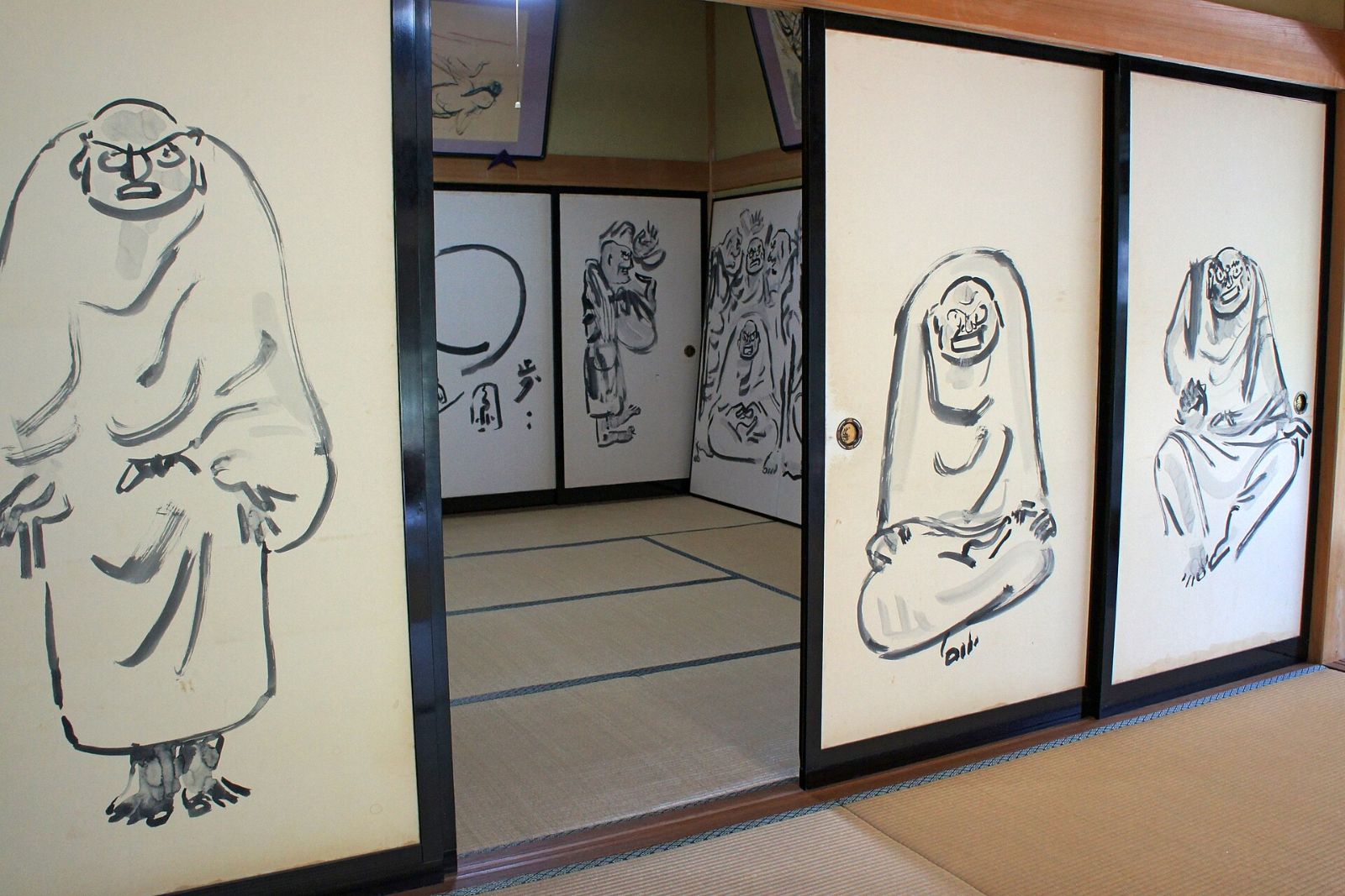 อาคารภายในบริเวณวัดเก็นชูจิ เมืองทตโตริ