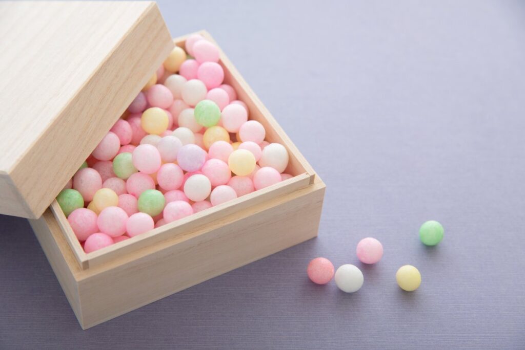 8 ของฝากคางาวะที่ควรซื้อ | อุด้ง มะกอก และงานฝีมือ
