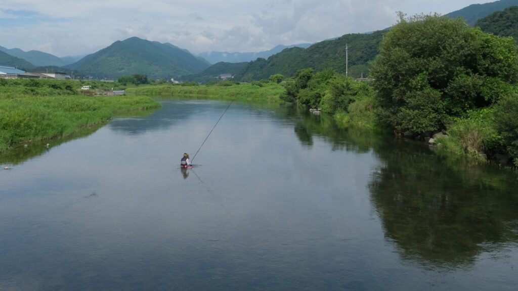 เที่ยวแม่น้ำ Katsuura｜สะพานสวยและวิถีตกปลา
