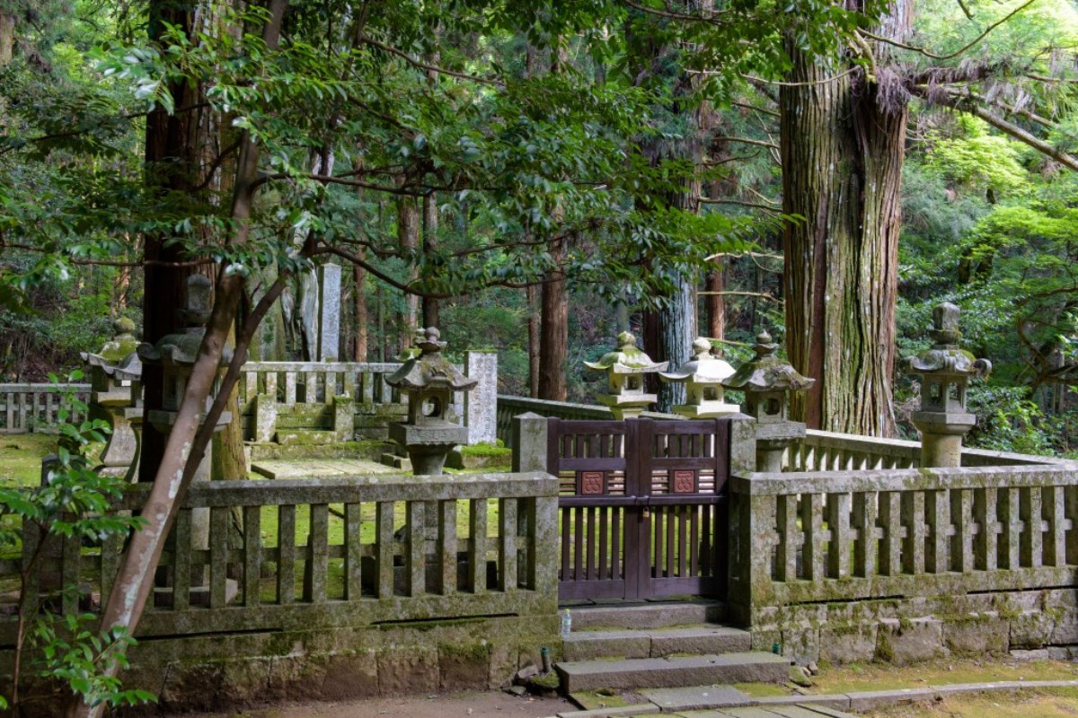 สุสานของโมริ โมโตนาริ