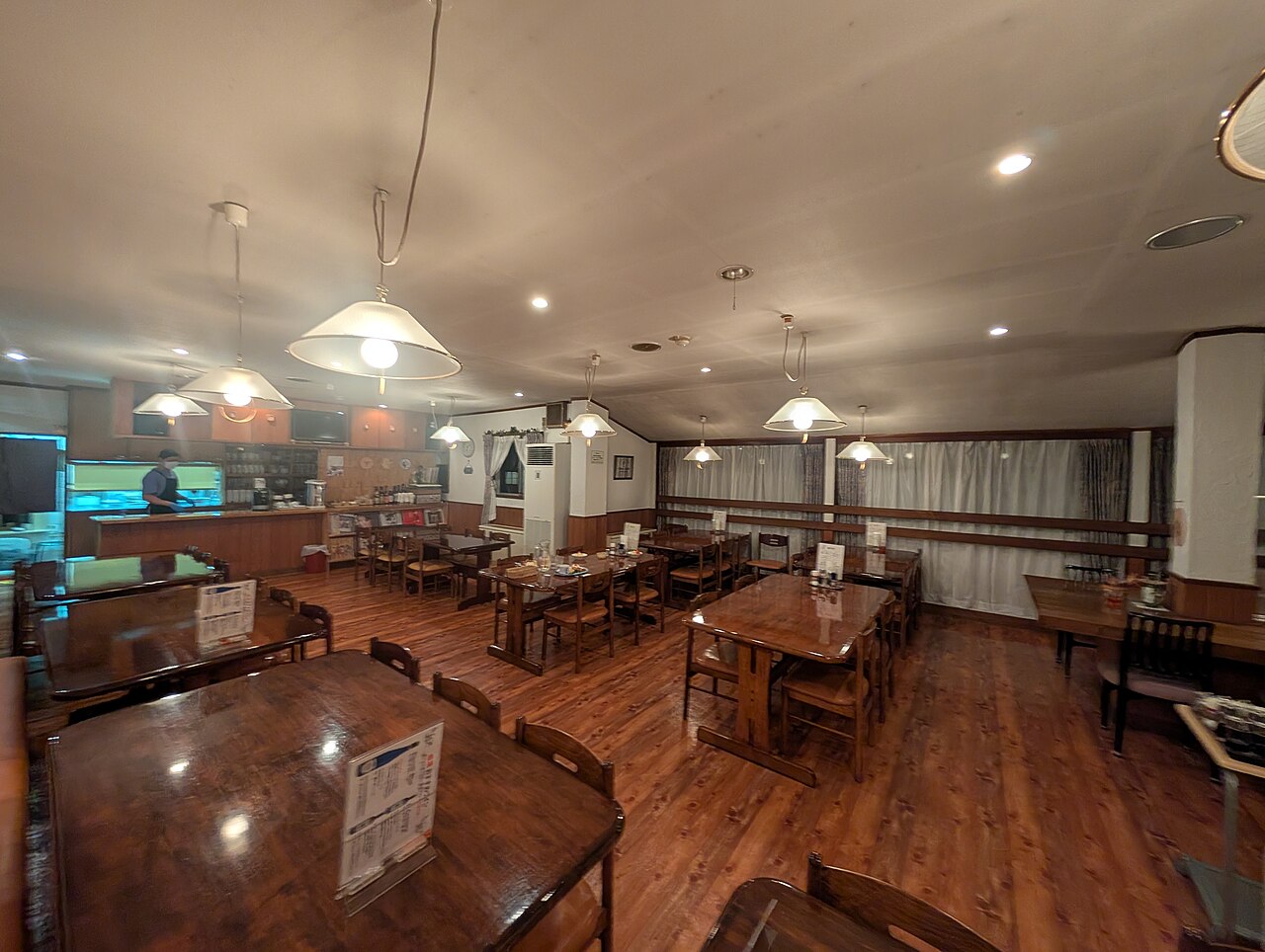 พื้นที่รับประทานอาหารภายในลานสกีอิชิอุจิ มารุยามะ