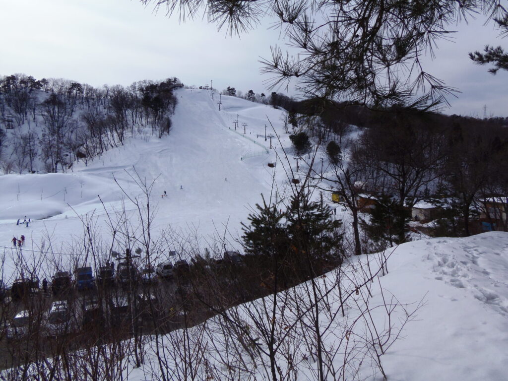ลานสกีคานายะซังฝั่งตะวันตกในฤดูหนาว