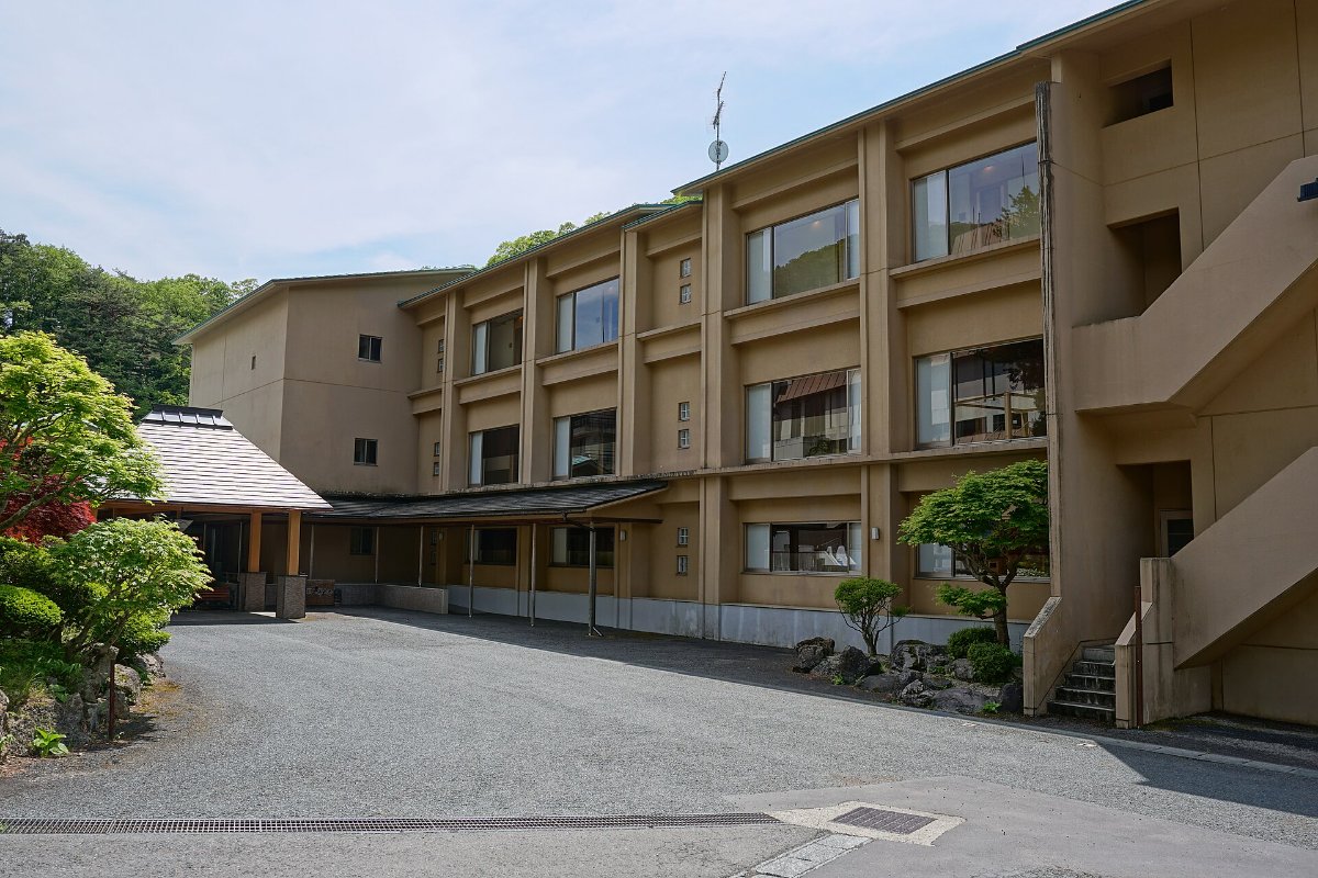 โรงแรมออนเซ็นที่ชิโดไทระ ในย่านออนเซ็นฮานามากิ