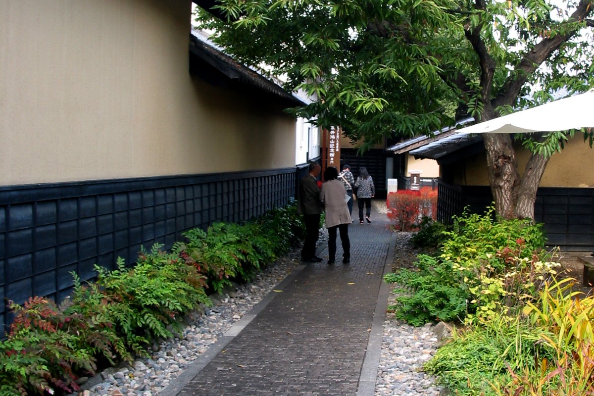 ทางเดินในเมืองโอบุเซะ