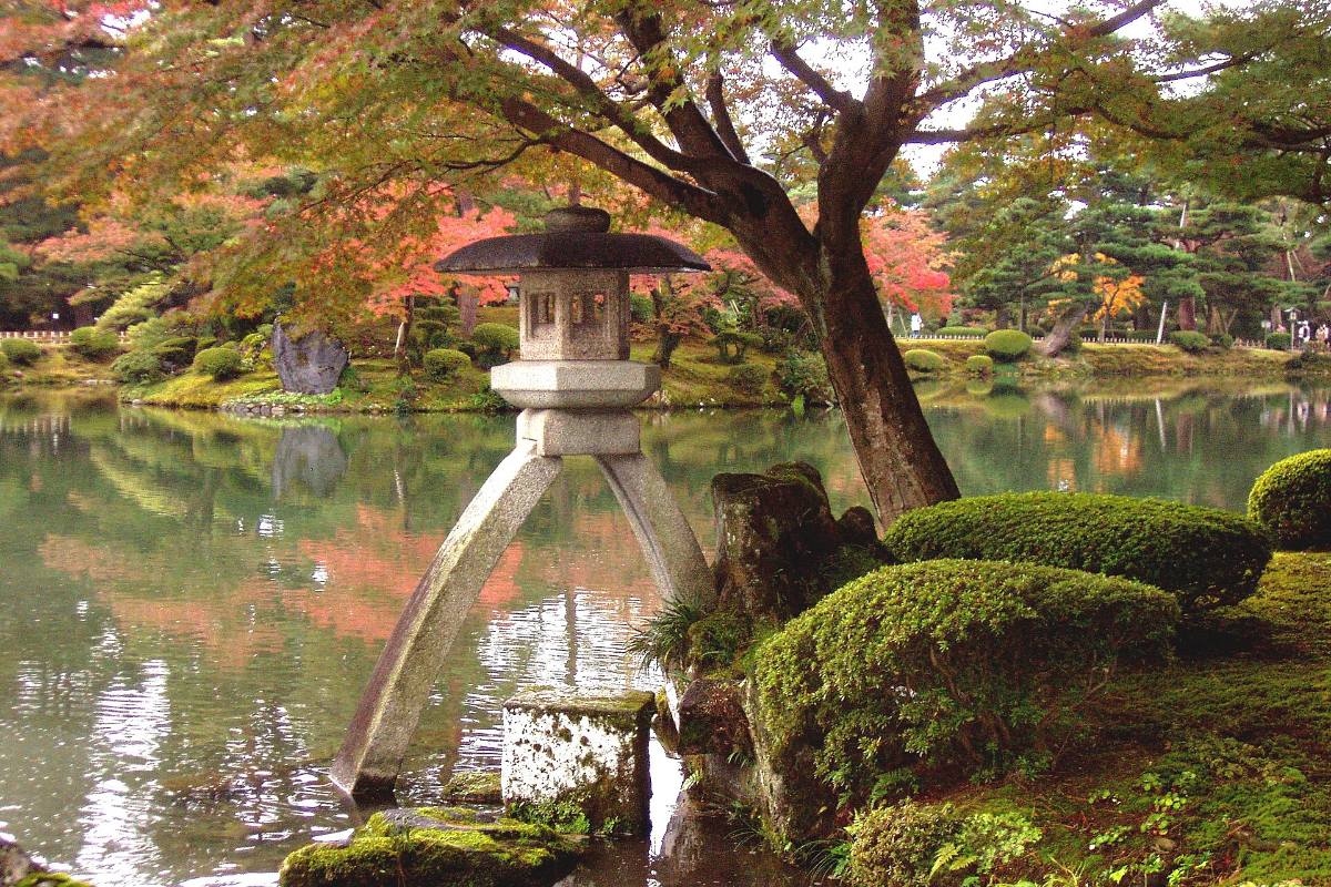 สวนเค็นโรคุเอ็น (และสวนปราสาทคานาซาวะ)
