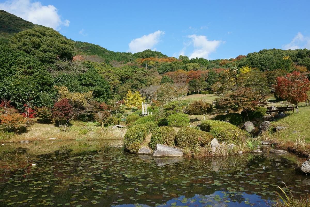 บรรยากาศสวนคินริวที่เชิงภูเขาคินริว เมืองซากะ