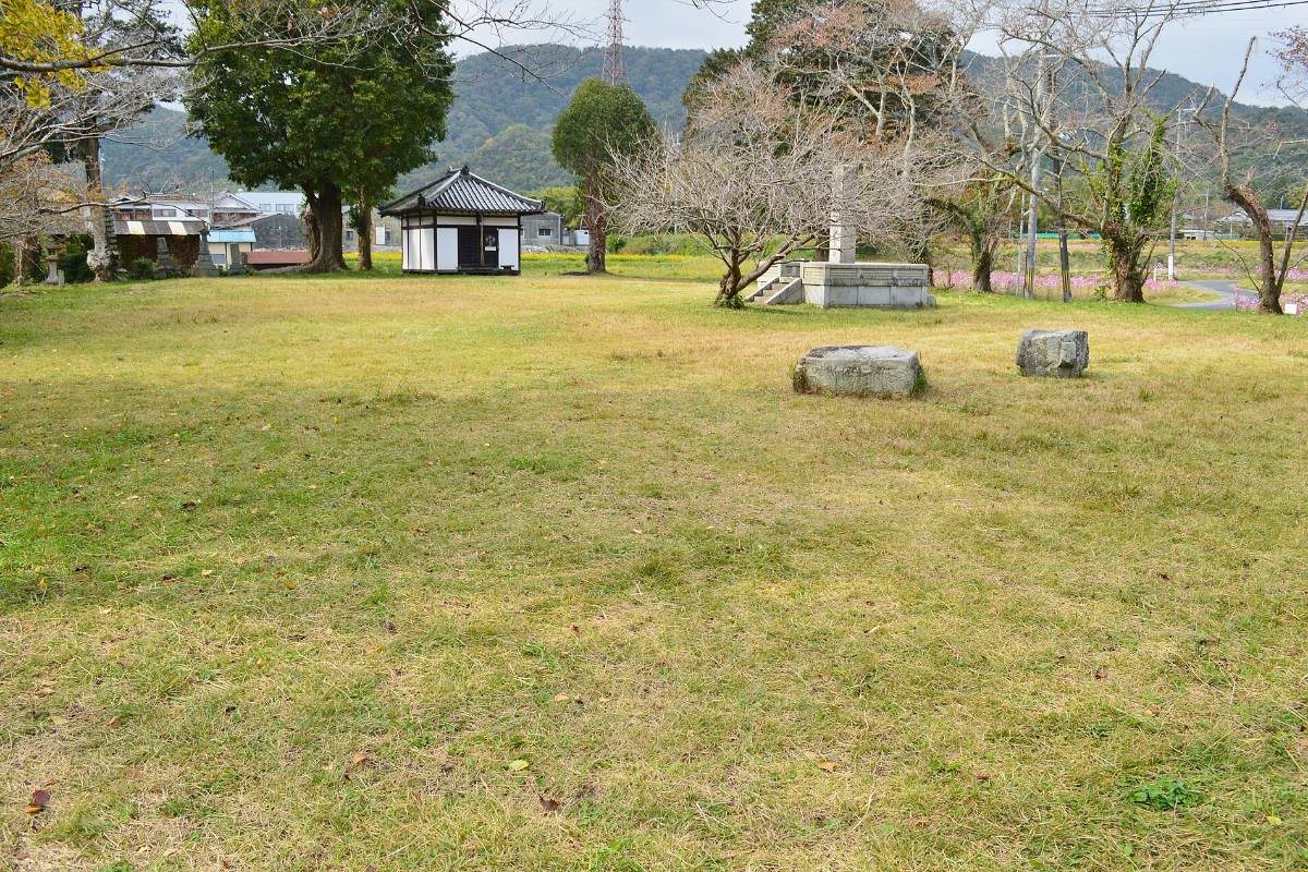 ลานโบราณสถานวังคุนิเคียว เมืองคิซึงาวะ จังหวัดเกียวโต