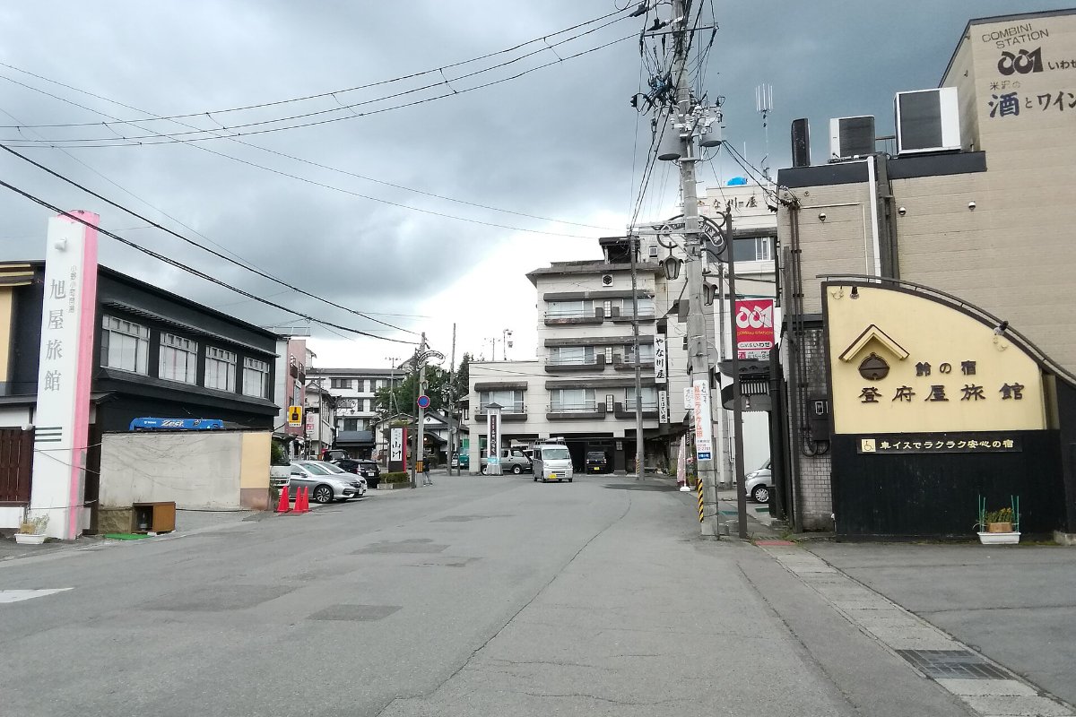 ถนนในย่านออนเซ็นโอโนกาวะ