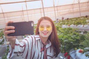 เก็บสตรอว์เบอร์รีและส้มที่ Kuroisan Green Park โอคายามะ