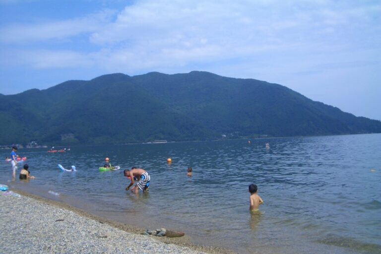 ชายหาดทะเลสาบบิวะ