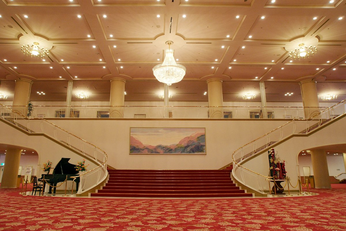 โถงด้านในโรงละครใหญ่ทาคาราซึกะ