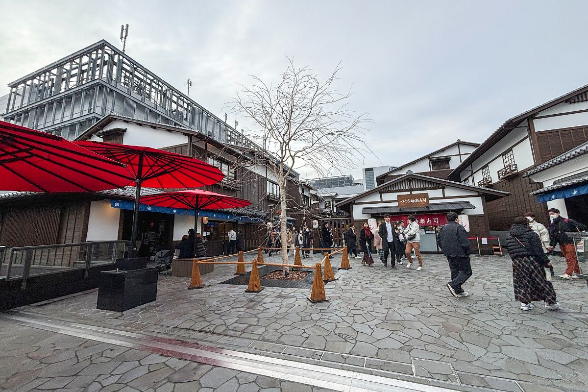ถนนบรรยากาศเอโดะที่เซ็งเกียกุบันไร