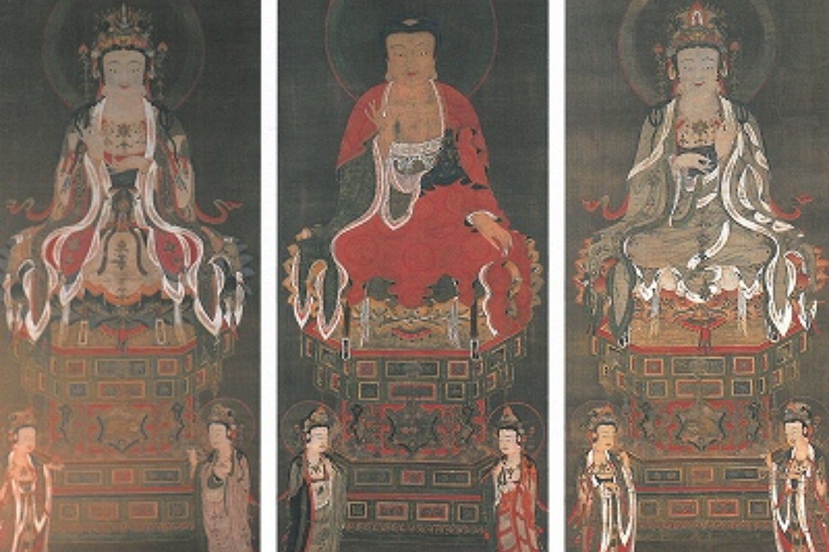 ภาพพระอมิตาภะสามองค์ สมบัติที่เก็บรักษาในหอเคโชเด็นของศาลเจ้าอุเอสึกิ